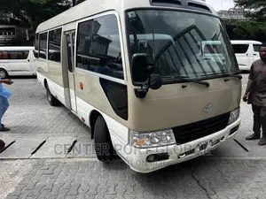 Toyota Coaster 2017
