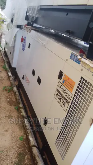 Perkins England 40kva Soundproof Diesel Generator