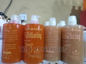 Bismid Intensive Whitening Exfoliating Body Wash -1000ml