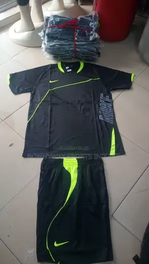 Nike Set Of Jersey