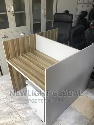 Work Station Table
