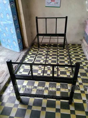 Single Metal Bedframe 6 by 3 Feet