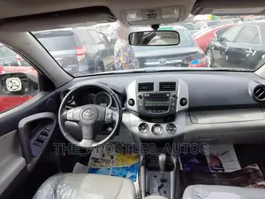 Toyota RAV4 Limited V6 2008 Silver