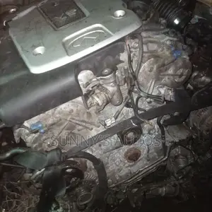 Infiniti G35 Engine.