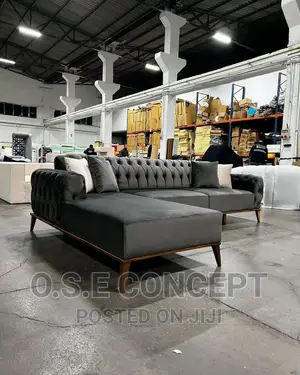 Chesterfield Lshape With Pillows
