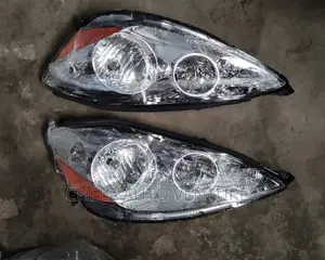 Head Lamp Toyota Sienna 2006 - 2008 Model
