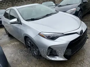 Toyota Corolla SE Special Edition 4dr Sedan (1.8L 4cyl CVT) 2017 Silver