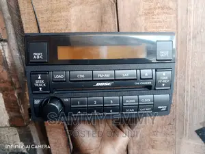 Nissan Altima 2005 -2006 Radio AM/FM and 6 Loader Cd