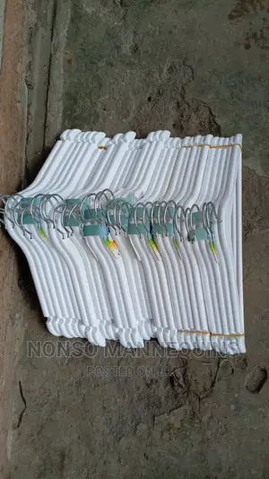 Brand New White Plastic Luxury Hangers