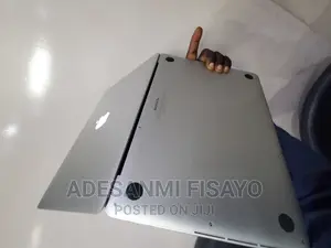 Laptop Apple MacBook Pro 2015 8GB Intel Core I5 SSD 256GB
