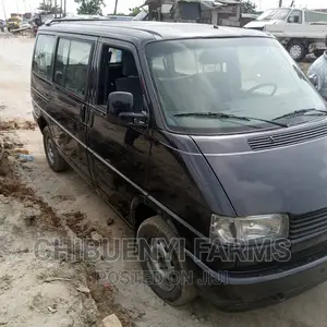 Volkswagen Transporter 2000 Black