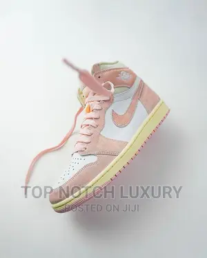 *Air Jordan 1 Retro High Og “Washed Pink