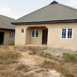 2bdrm Bungalow in Ofada Ogun State, Sagamu for sale