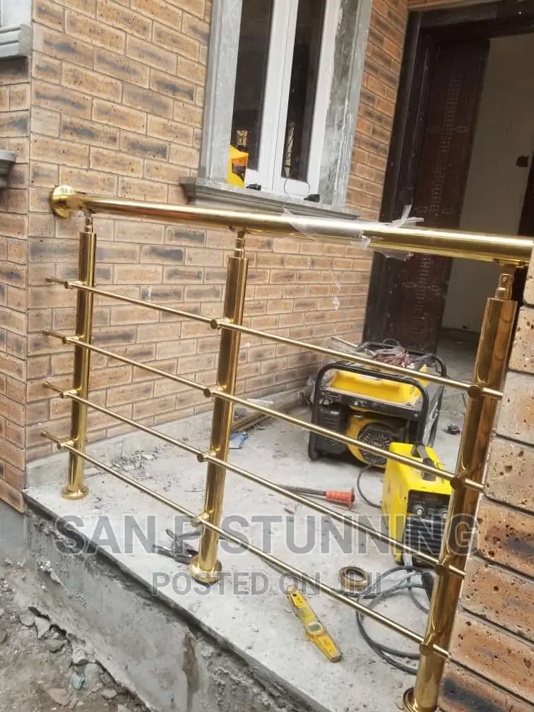 Golden Lining Rail Design