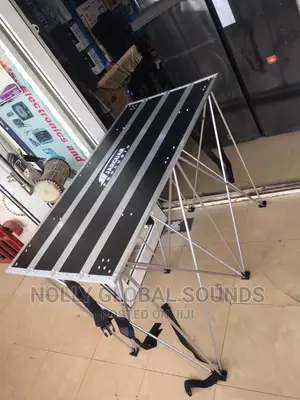 Dj Foldable Table and Three Leg Skeleton Leg Stand