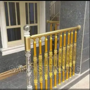 Crystal Like Design Rail