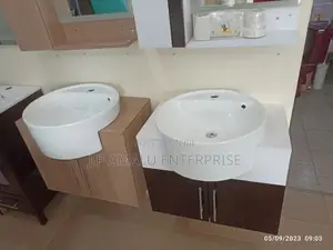 Original Basin With the Mirror