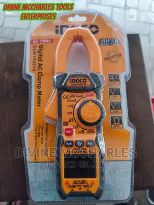 Digital Clamp Meter Dcm100014