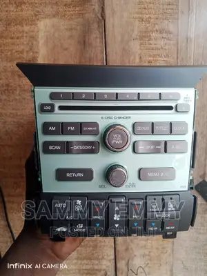 Honda Pilot 2009 -2010-2011 Radio And Cd Player