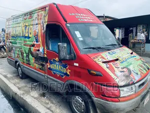 Van for Moving in Surulere