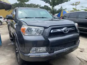 Toyota 4-Runner Limited 4dr SUV 4WD (4.0L 6cyl 5A) 2014 Gray