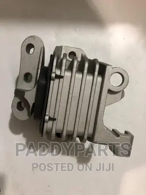 Jeep Cherokee Engine Mount