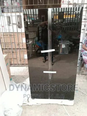 Hisense Black Glass Side By Side Fridge 524 Liters (67wsbg)