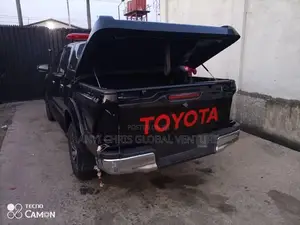 Toyota Hilux 2022 Both Cover Carry Boy