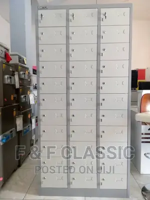 33-Doors Metal Locker