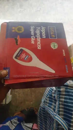 Super Glue