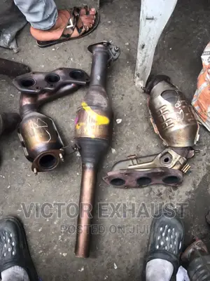 Engine Catalyst Converter Toyota Highlander 2012 Model
