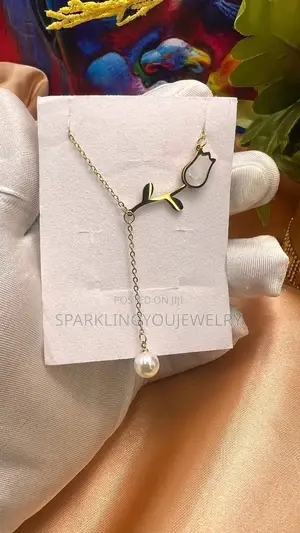 Ladies Necklace