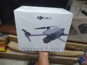 DJI Air 3
Drone