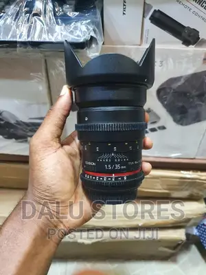 Rokinon 35mm T1.5 Cine Ds Lens for Canon Ef Mount