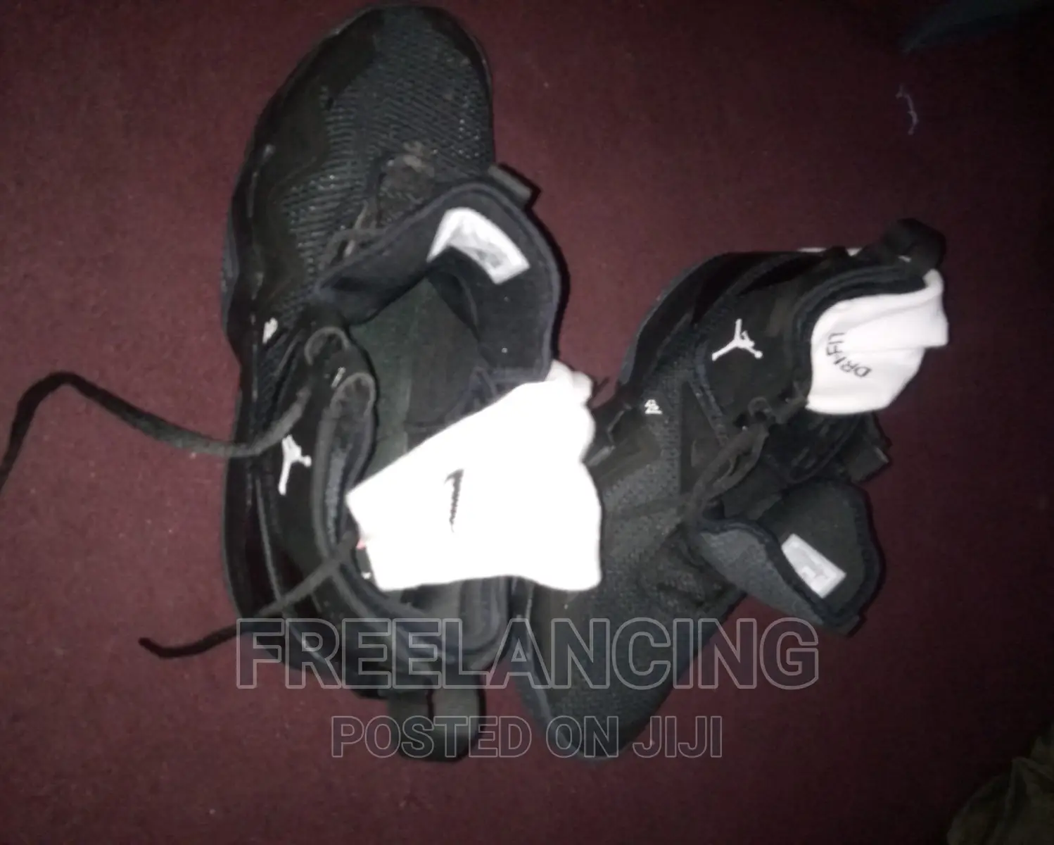 Sneakers/Trainers /Corporate Shoes