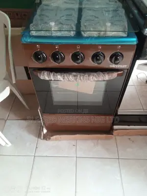 Skyrun Standing Gas Cooker 4gas