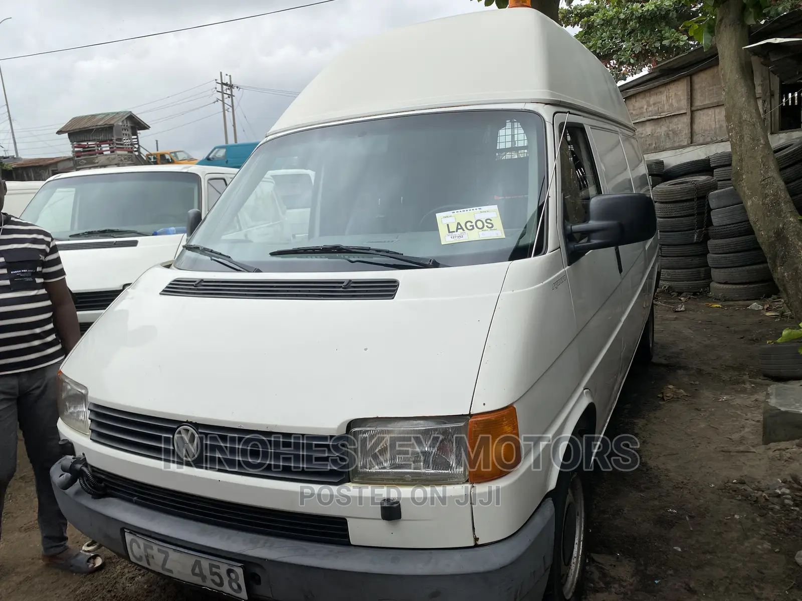Volkswagen Transporter 2002 White