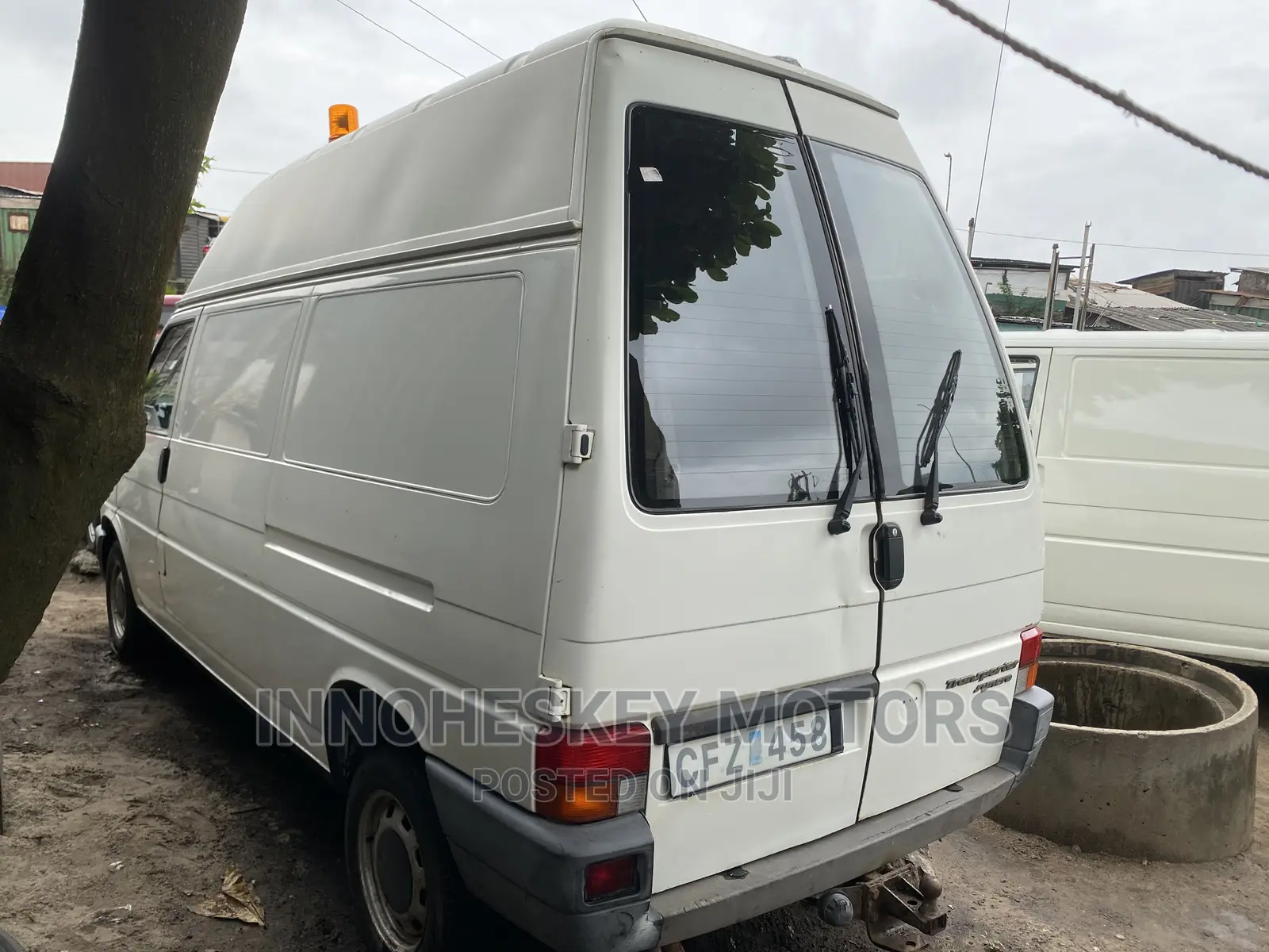 Volkswagen Transporter 2002 White