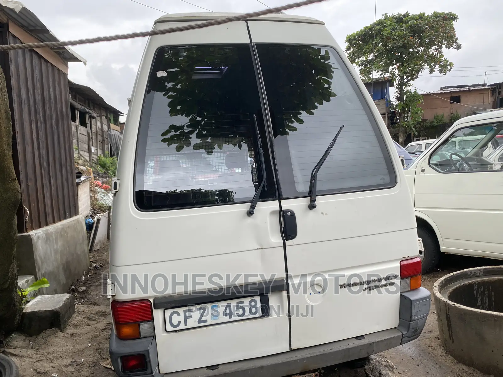 Volkswagen Transporter 2002 White