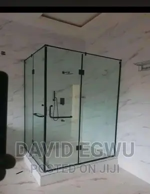 Bath Cubicle Glass