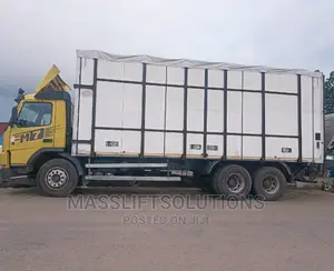 10 Tyres Truck for Hire