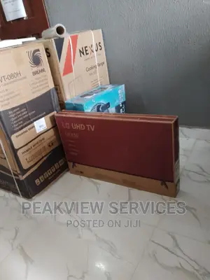 Lg 32 Brand New Tv+ Stand