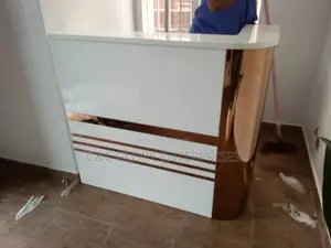 Reception Desk (Quality)