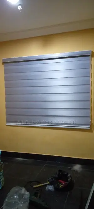 High Quality Window Blind(Free Delivery)