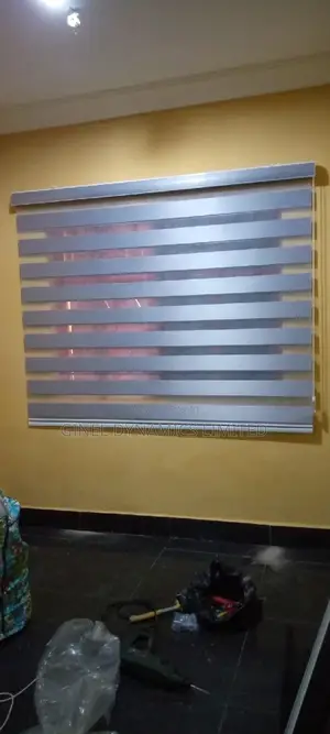 High Quality Window Blind(Free Delivery)