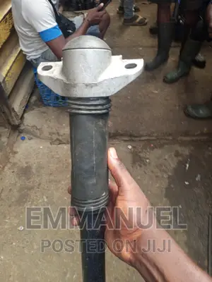 Back Shock Absorber Toyota Avalon 2018 2020 and Corolla 2018