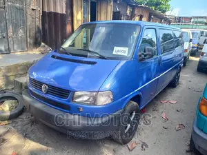 Volkswagen Transporter 2005 Blue