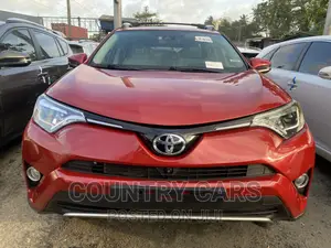 Toyota RAV4 2017 Red