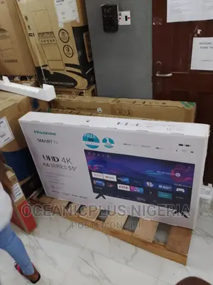 Top Notch Hisense 55 Inches Smart Frameless TV