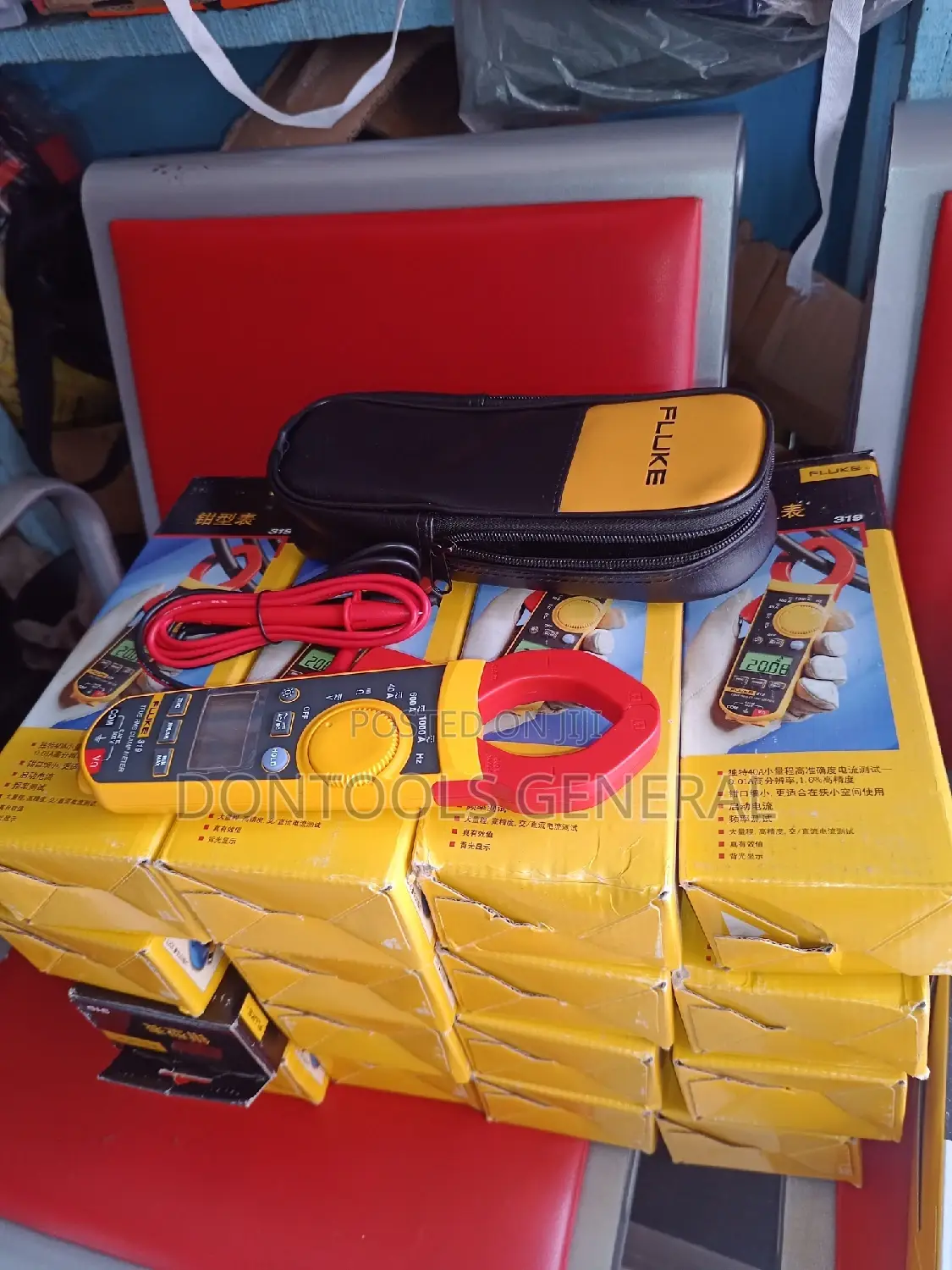 Fluke 319 Digital Clamp Meter